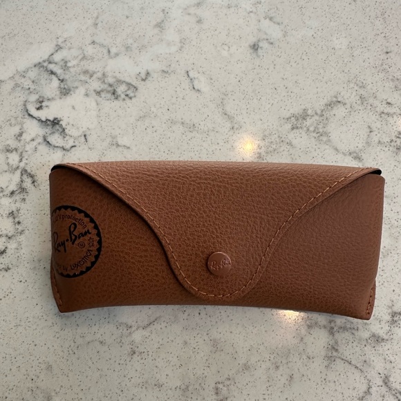 Ray-Ban Tortoise Shell Sunglasses - Picture 3 of 4